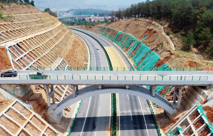 9001���Ž�ɳ(�й�)���޹�˾