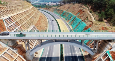 UHPC���������ܻ�����������Ӧ�ùؼ�����